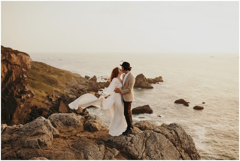 My Top 10 Tips for Killer Engagement Photo Outfits - Seattle Wedding & Destination Photographer | Jordan My Top 10 Tips for Killer Engagement Photo Outfits - Seattle Wedding & Destination Photographer | Jordan