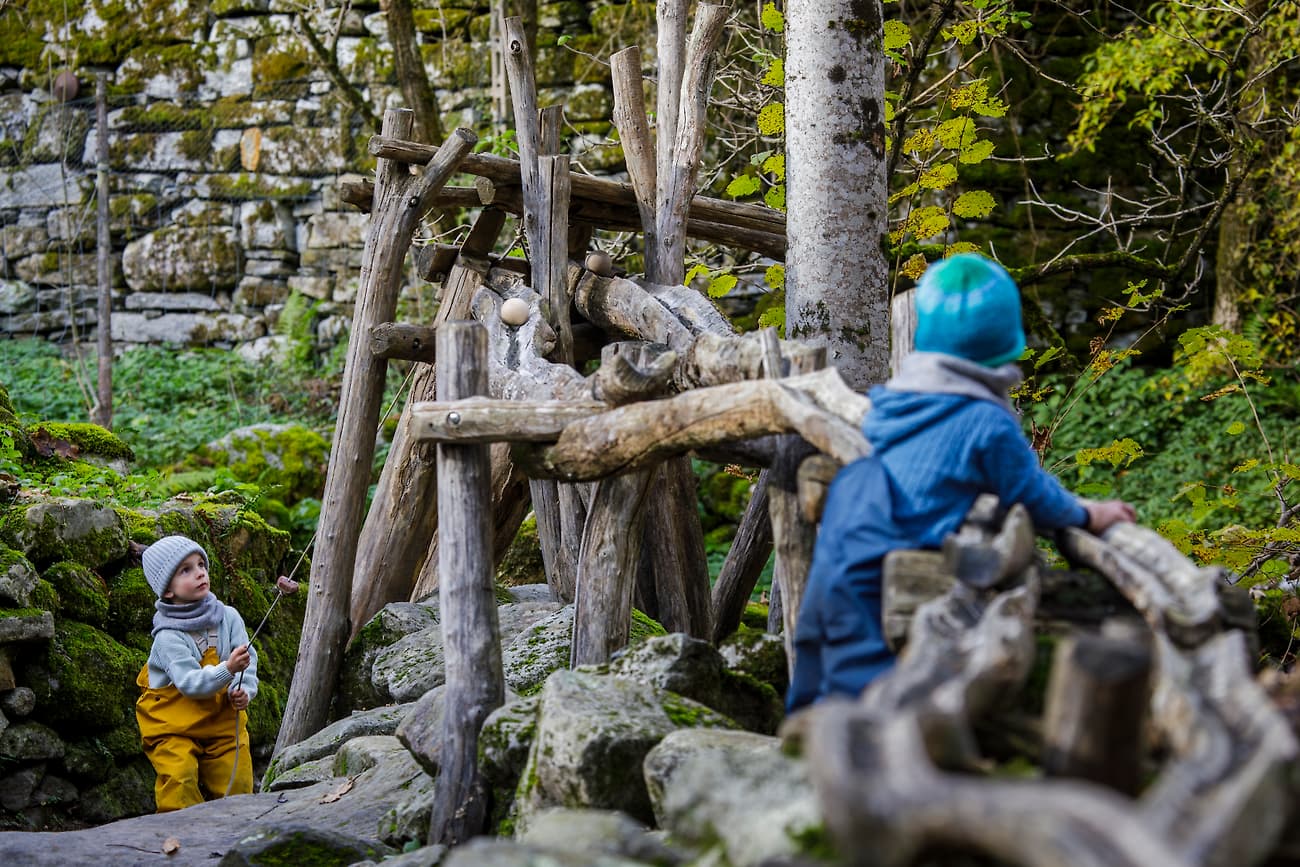 Boccia al Bosco, Verzascatal (Coopzeitung, Assignment Reportage 2025) - Matthias Ferdinand Döring
