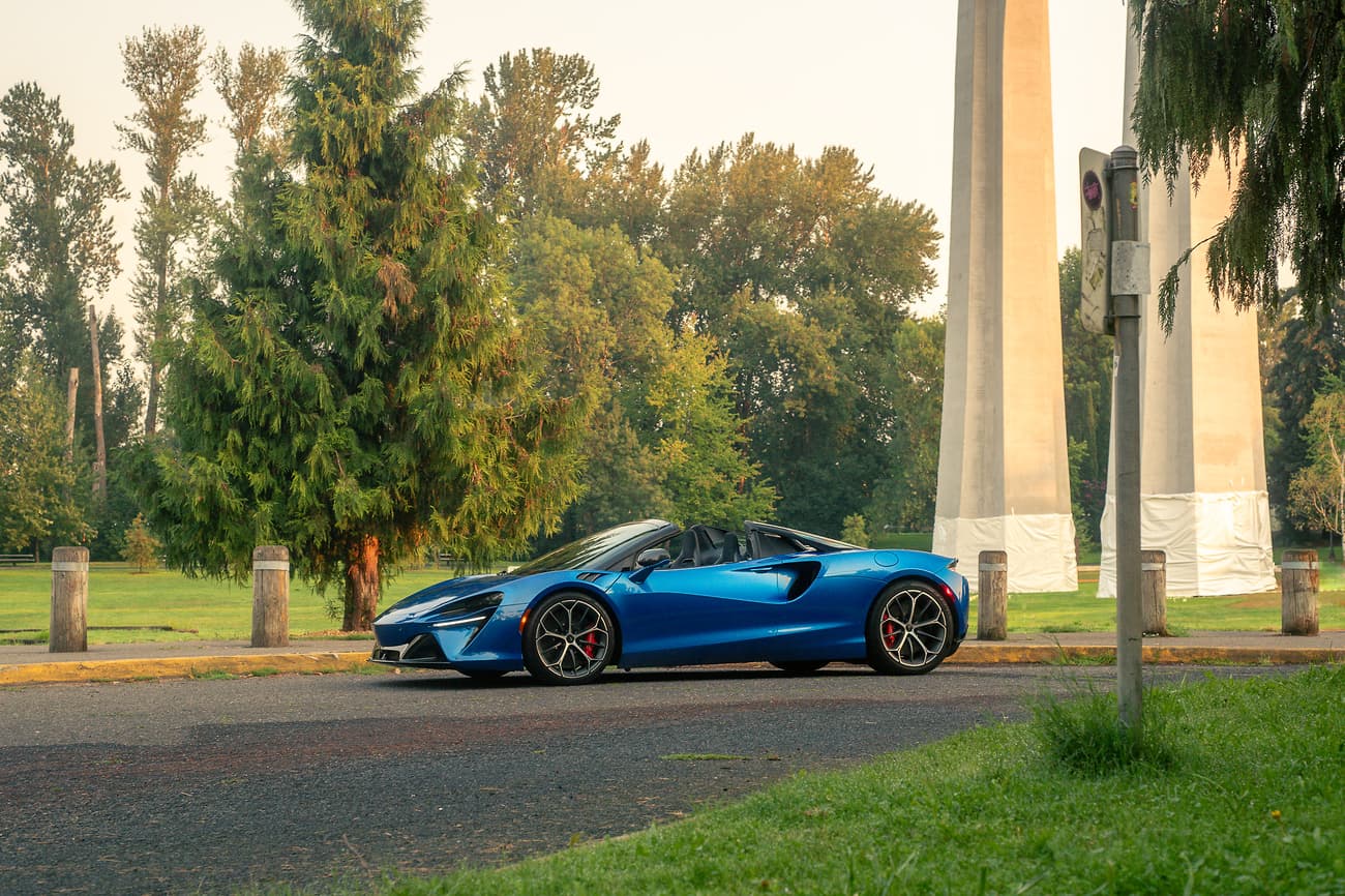 Instagram's Wealth Obsession Is Ruining Car Culture @ Motor1.com - Victoria Scott